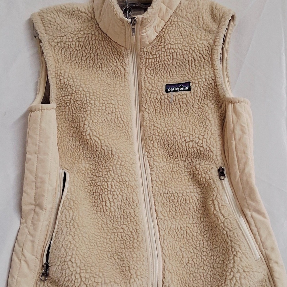 Patagonia Women's Cream Fleece Vest